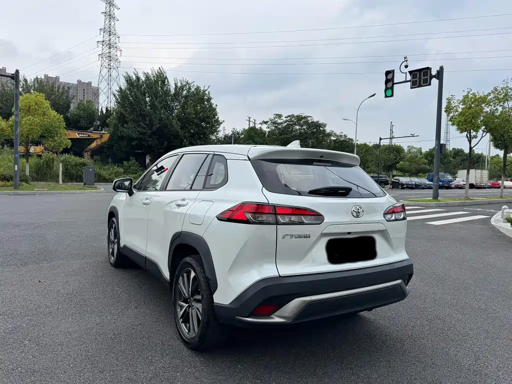 Toyota Frontlander — миниатюра 4