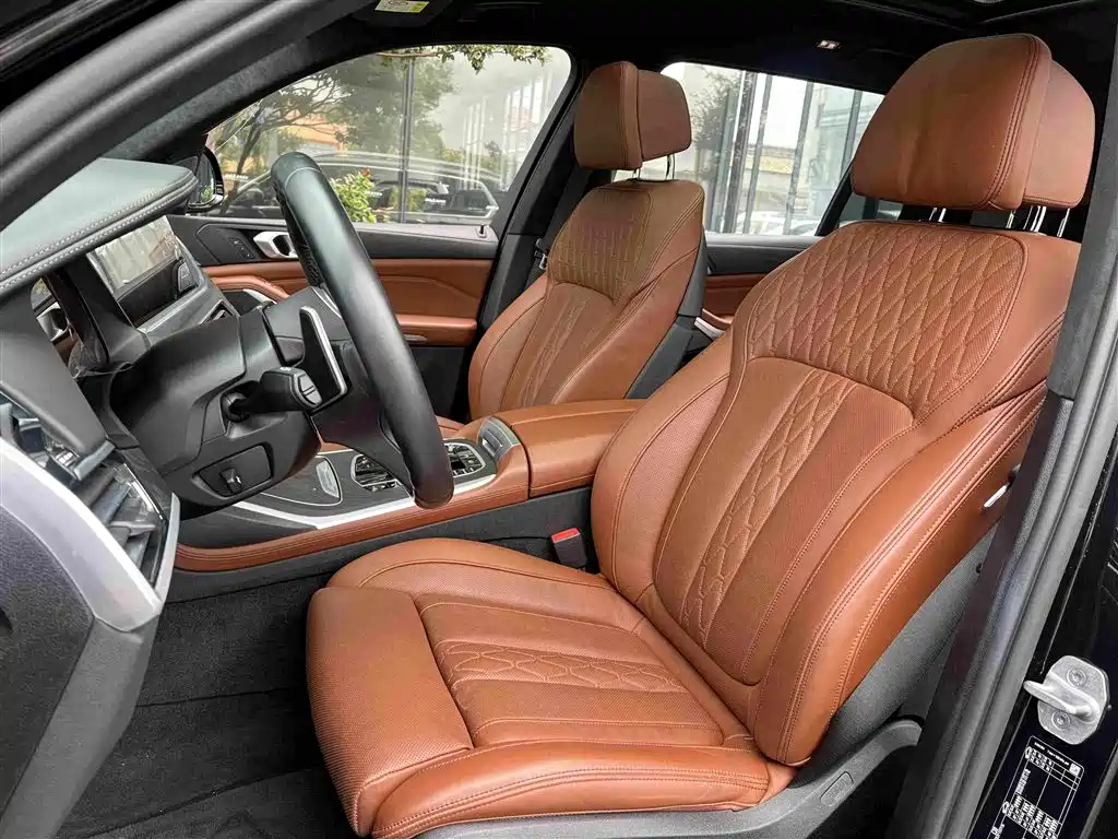 BMW X7 — миниатюра 5