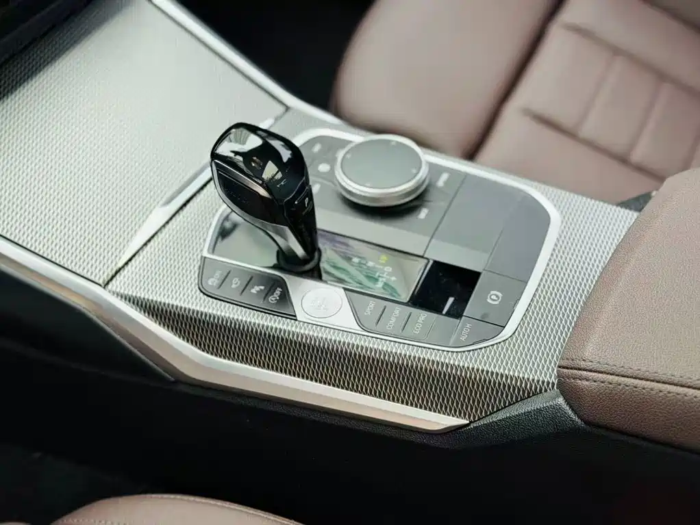 BMW 3 Series — миниатюра 12