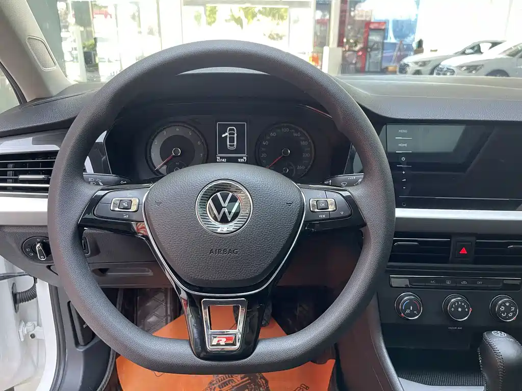 Volkswagen Lavida — миниатюра 14