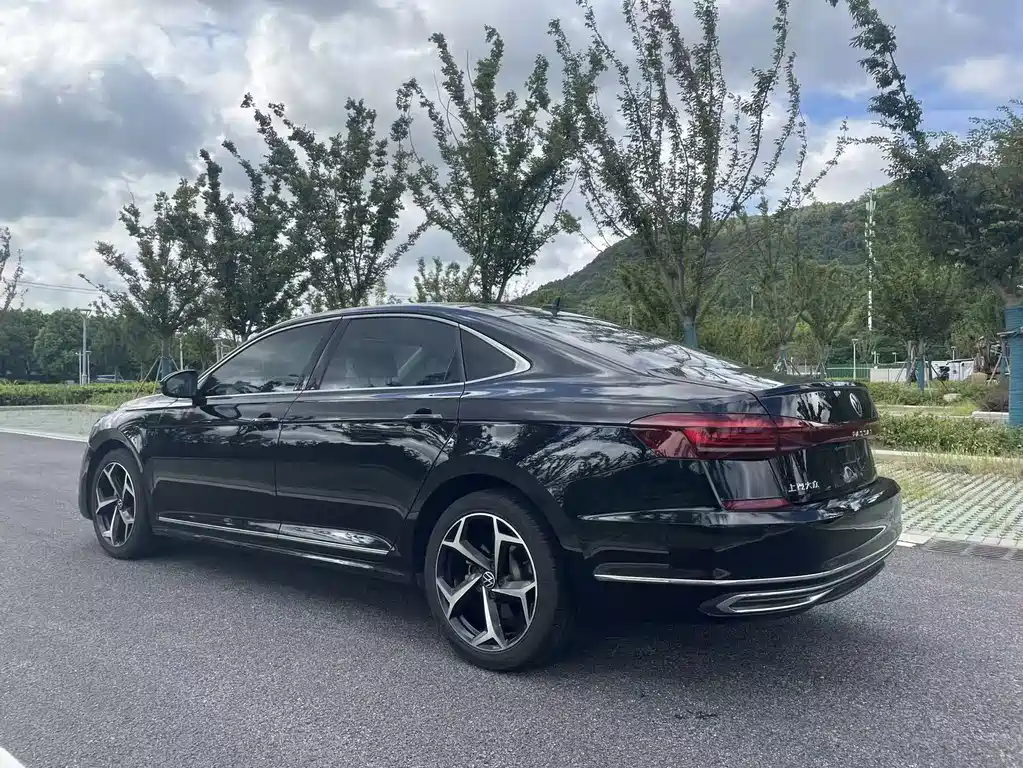 Volkswagen Passat — миниатюра 5