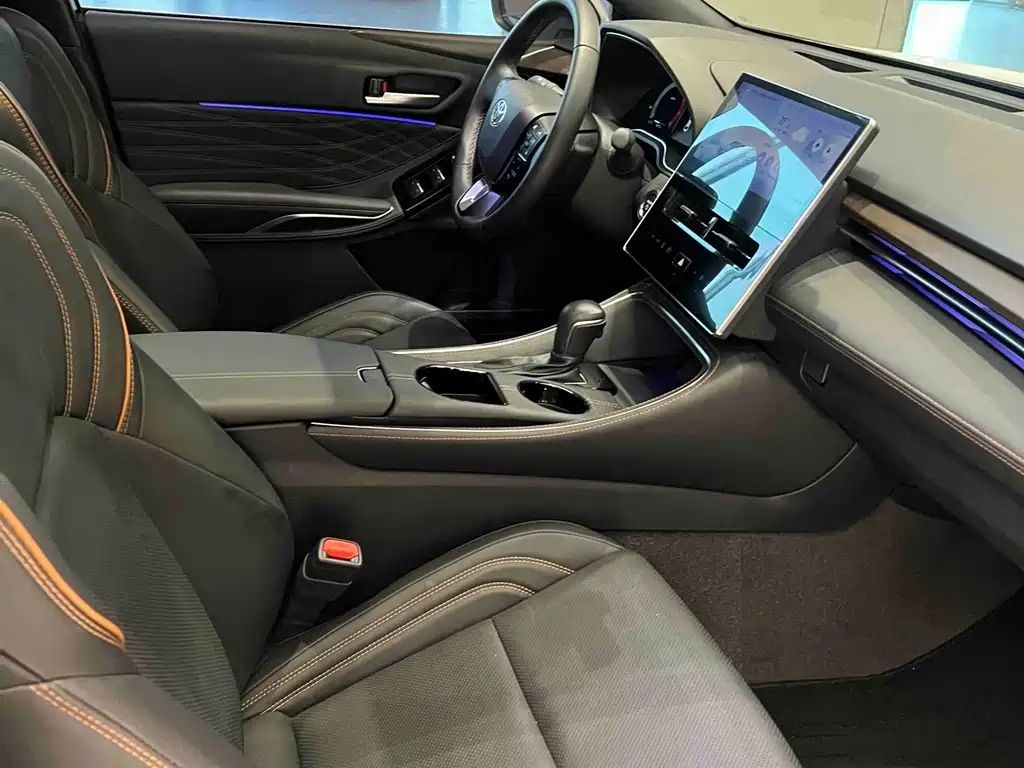 Toyota Avalon — миниатюра 12
