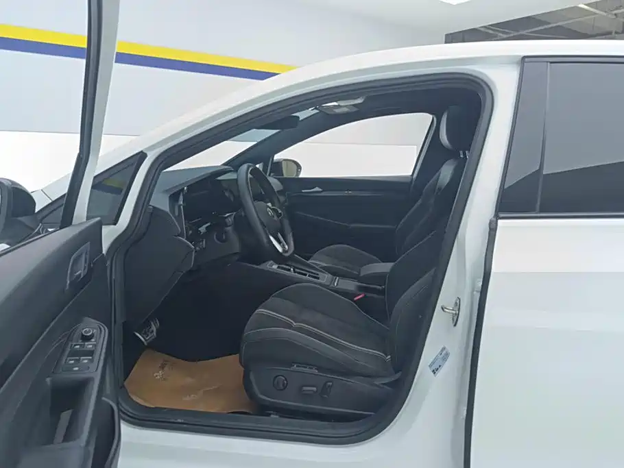 Volkswagen Golf — миниатюра 9