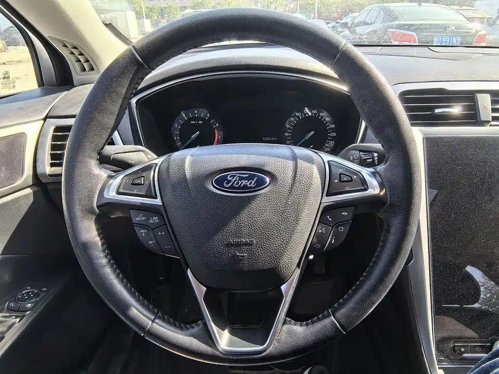 Ford Mondeo 2020 EcoBoost 200 Fashion