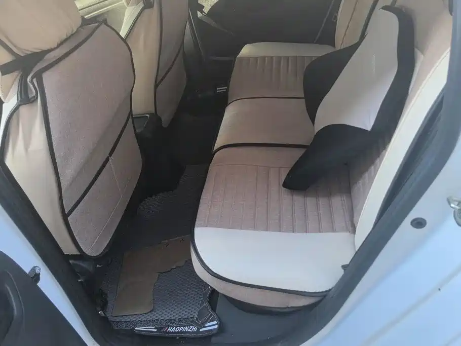 Citroen Elysee — миниатюра 11