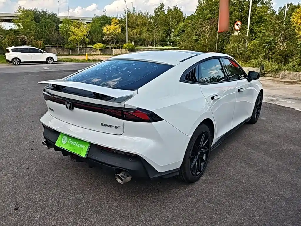 Changan UNI-V — миниатюра 7