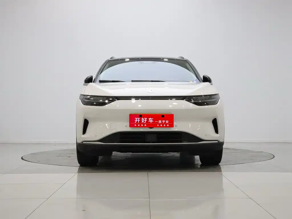 Leapmotor Leapmotor C11 — миниатюра 2