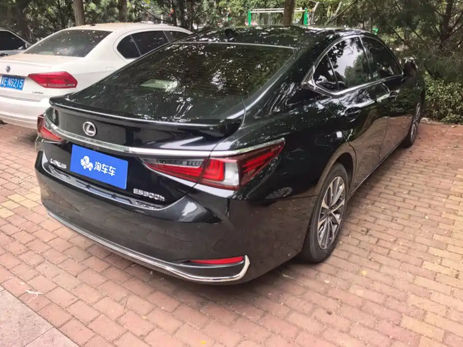 Lexus ES — миниатюра 3