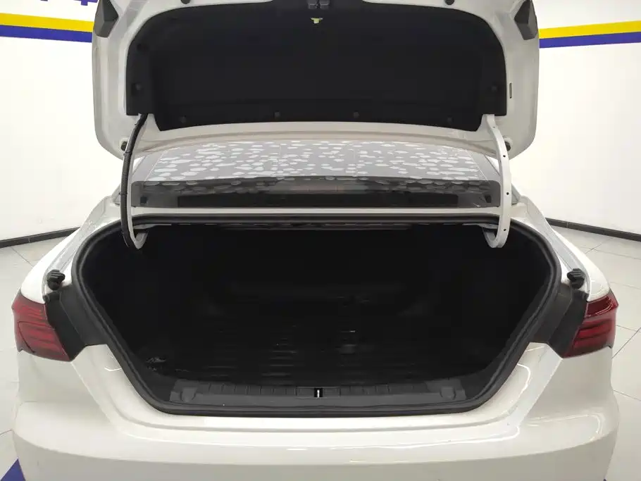 Geely Binrui — миниатюра 4