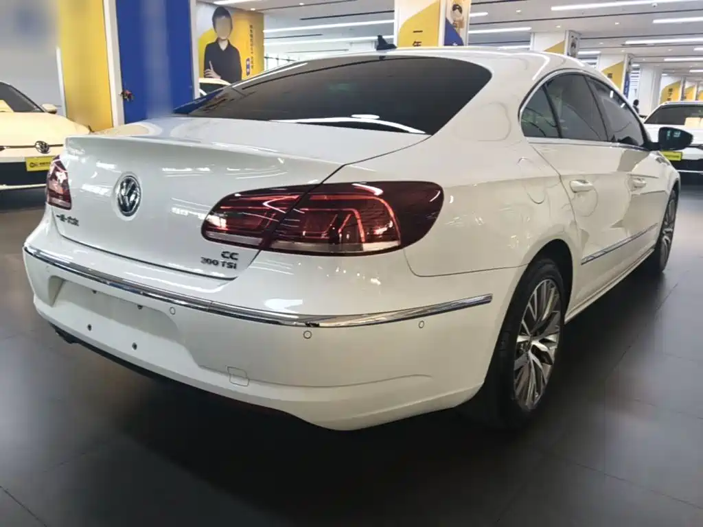Volkswagen CC — миниатюра 7
