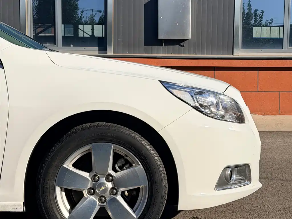 Chevrolet Malibu — миниатюра 7