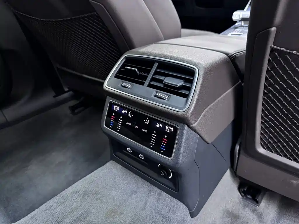 Audi A7L — миниатюра 16