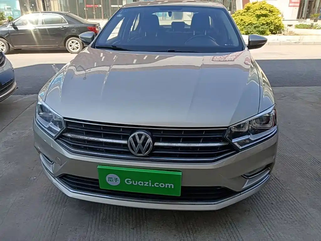 Volkswagen Bora — миниатюра 3