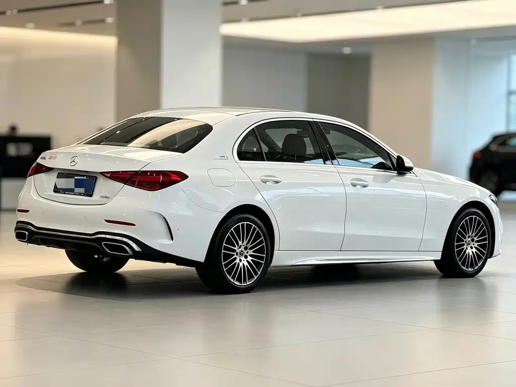 Mercedes-Benz C-Class — миниатюра 5