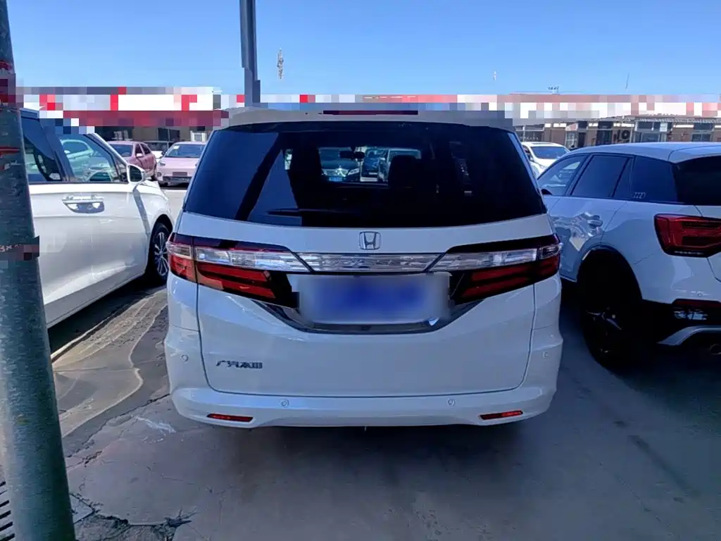 Honda Odyssey — миниатюра 6