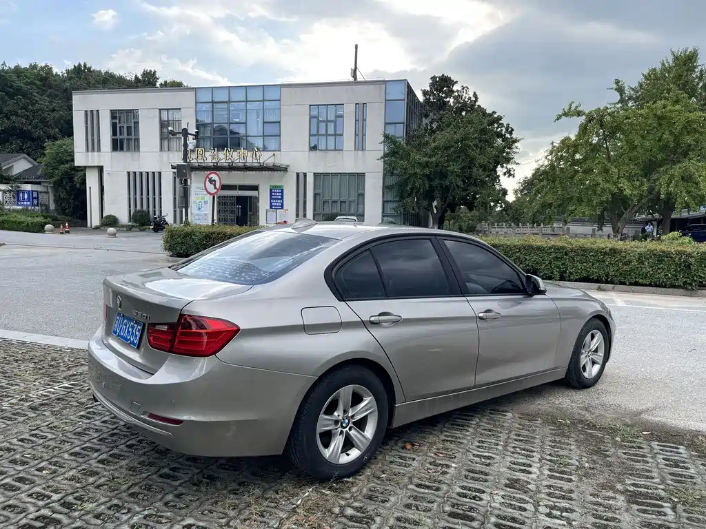 BMW 3 Series — миниатюра 10