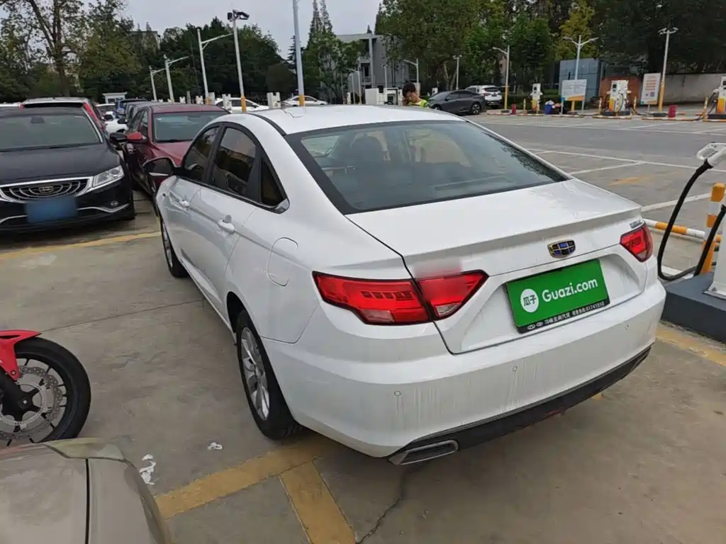 Geely Emgrand GL — миниатюра 5