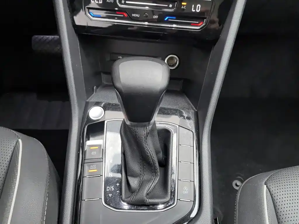 Volkswagen Tiguan L — миниатюра 13