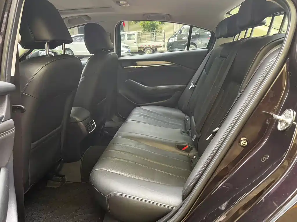 Mazda Atenza 2020 2.0L Luxury