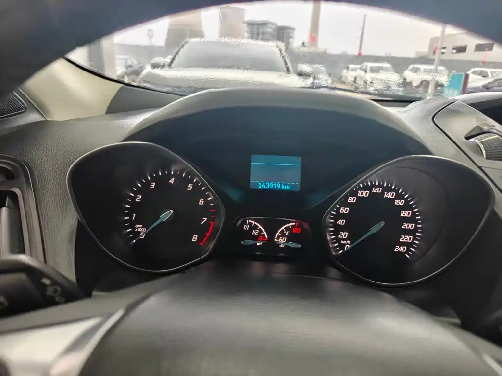 Ford Kuga — миниатюра 8