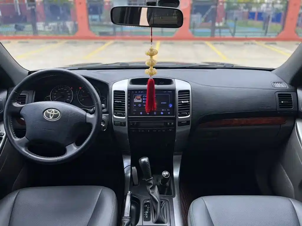 Toyota Prado (Import) — миниатюра 5