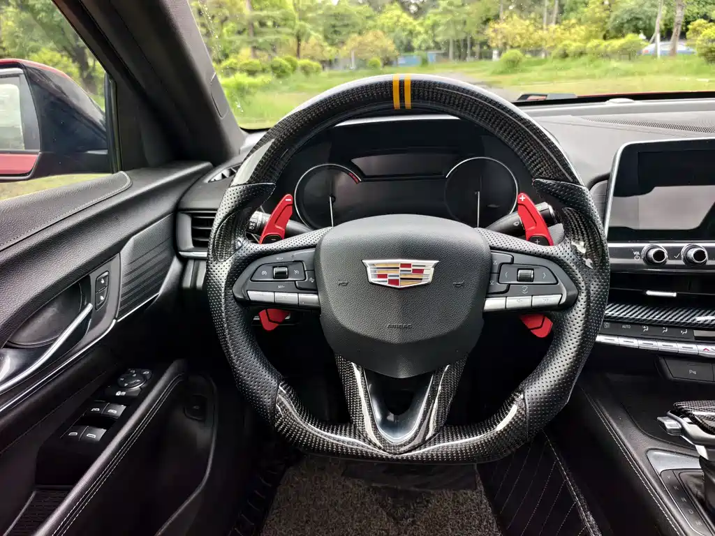 Cadillac CT4 — миниатюра 7