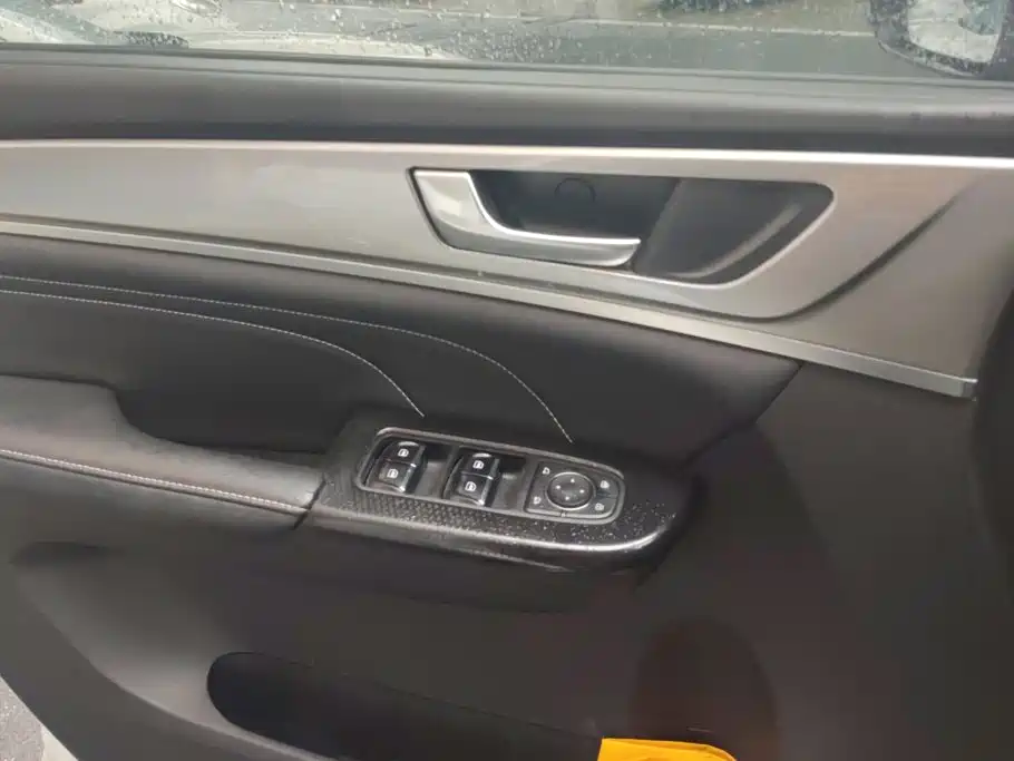 Haval M6 — миниатюра 7