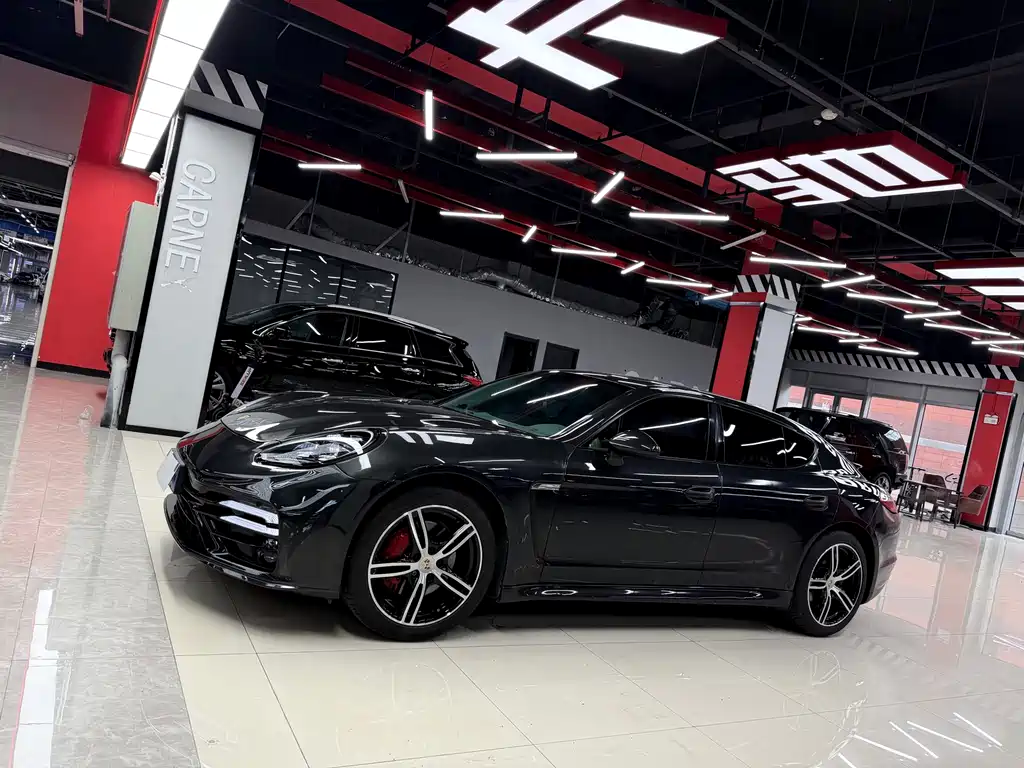 Porsche Panamera 2011