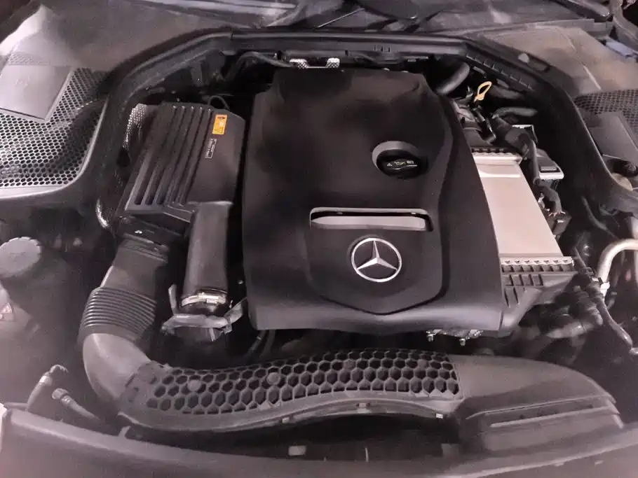 Mercedes-Benz C-Class — миниатюра 10
