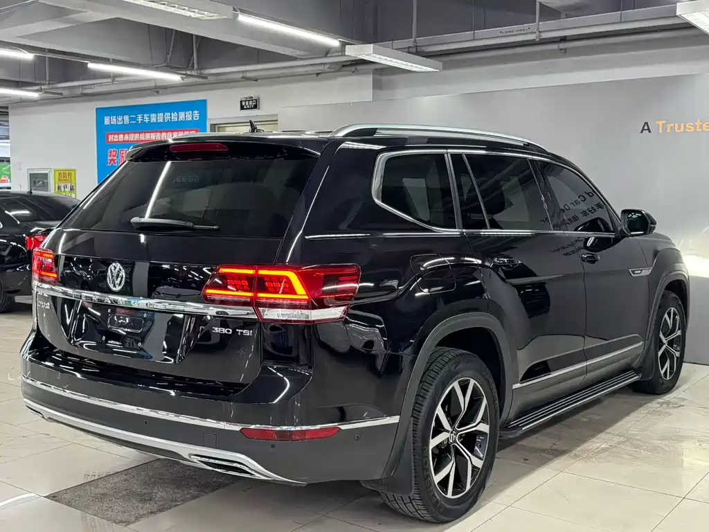 Volkswagen Teramont — миниатюра 9