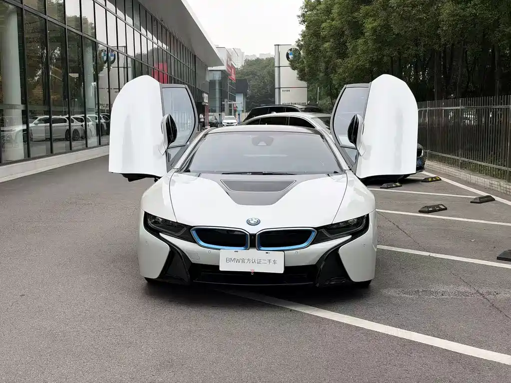 BMW i8 — миниатюра 2