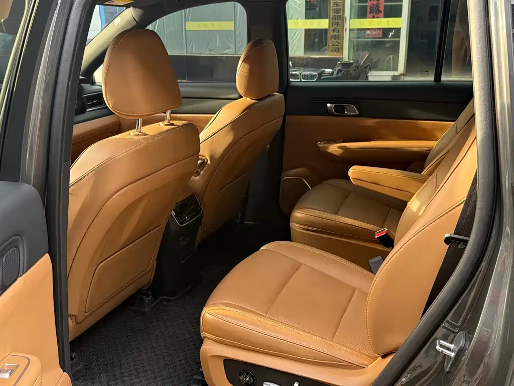 Li Auto Li ONE — миниатюра 5