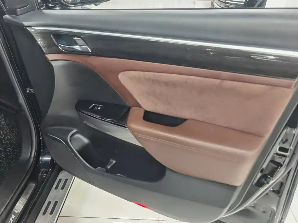 GAC Motor Trumpchi GS8 — миниатюра 16