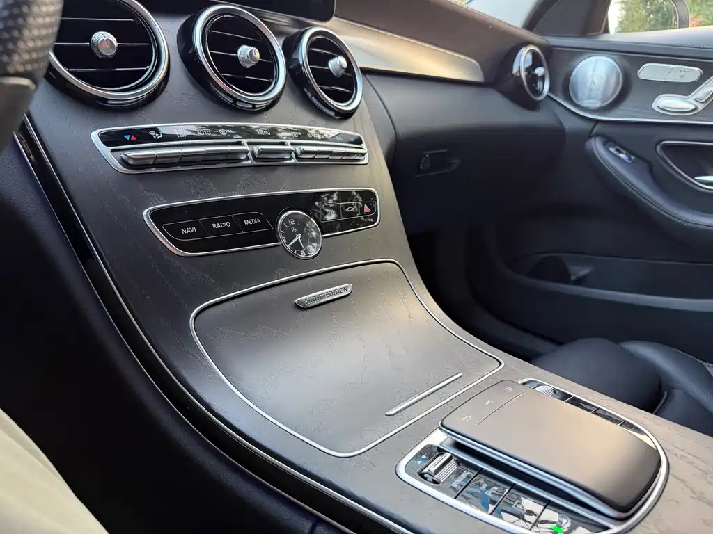 Mercedes-Benz C-Class — миниатюра 21