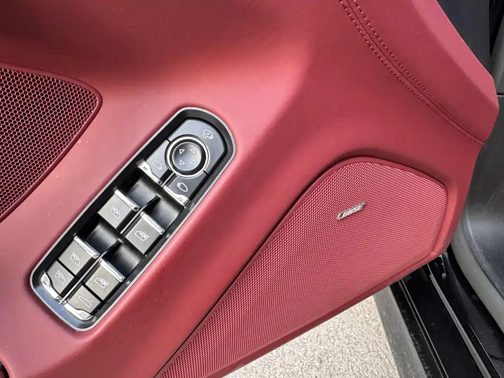 Porsche Panamera — миниатюра 15