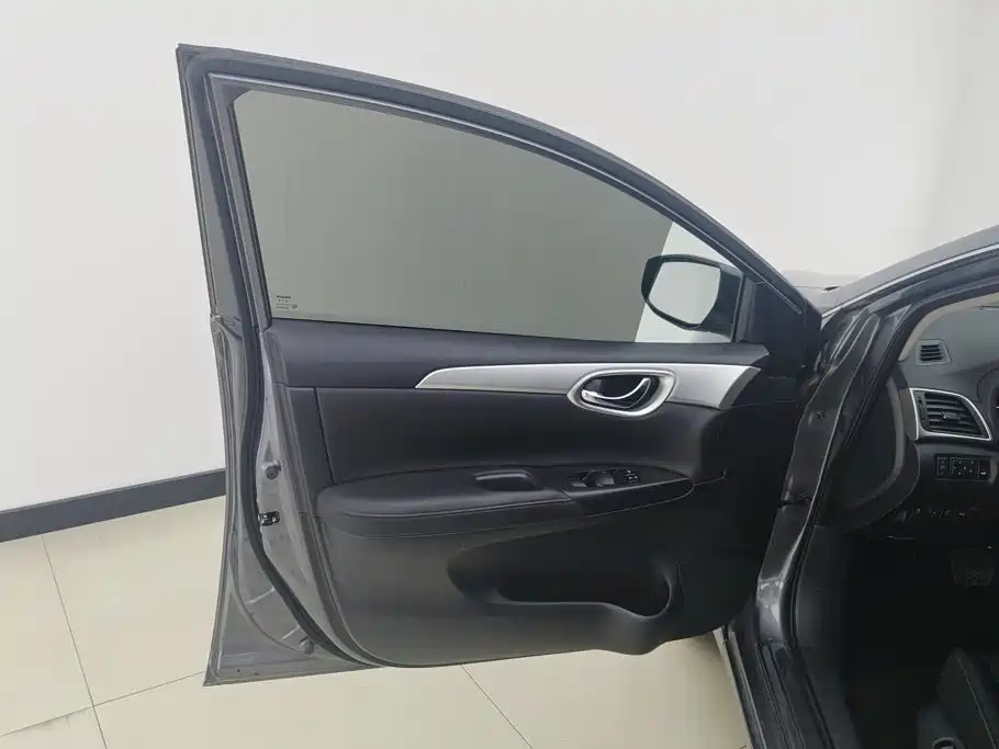 Nissan Sylphy — миниатюра 7
