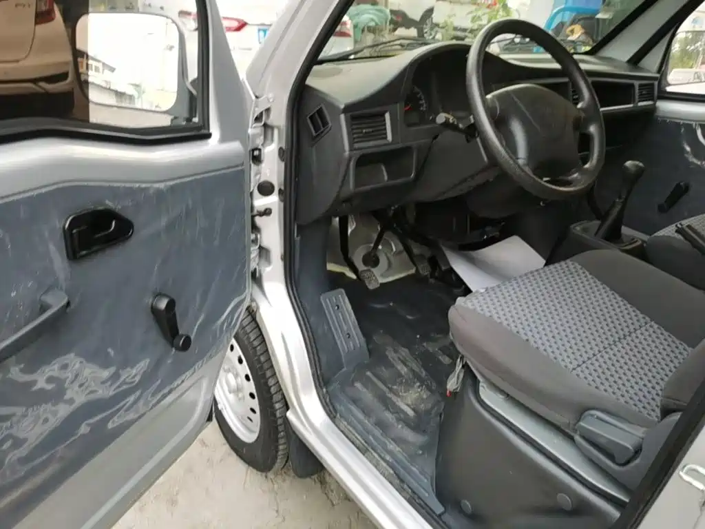 Wuling Zhiguang — миниатюра 12