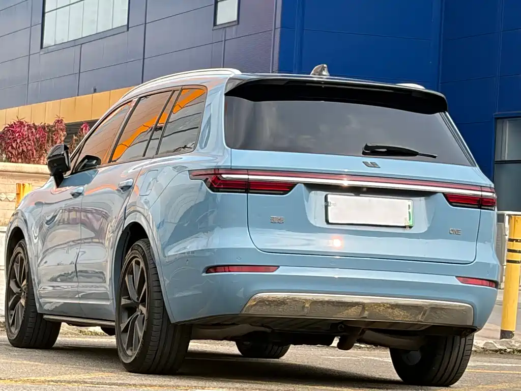 Li Auto Li ONE — миниатюра 11