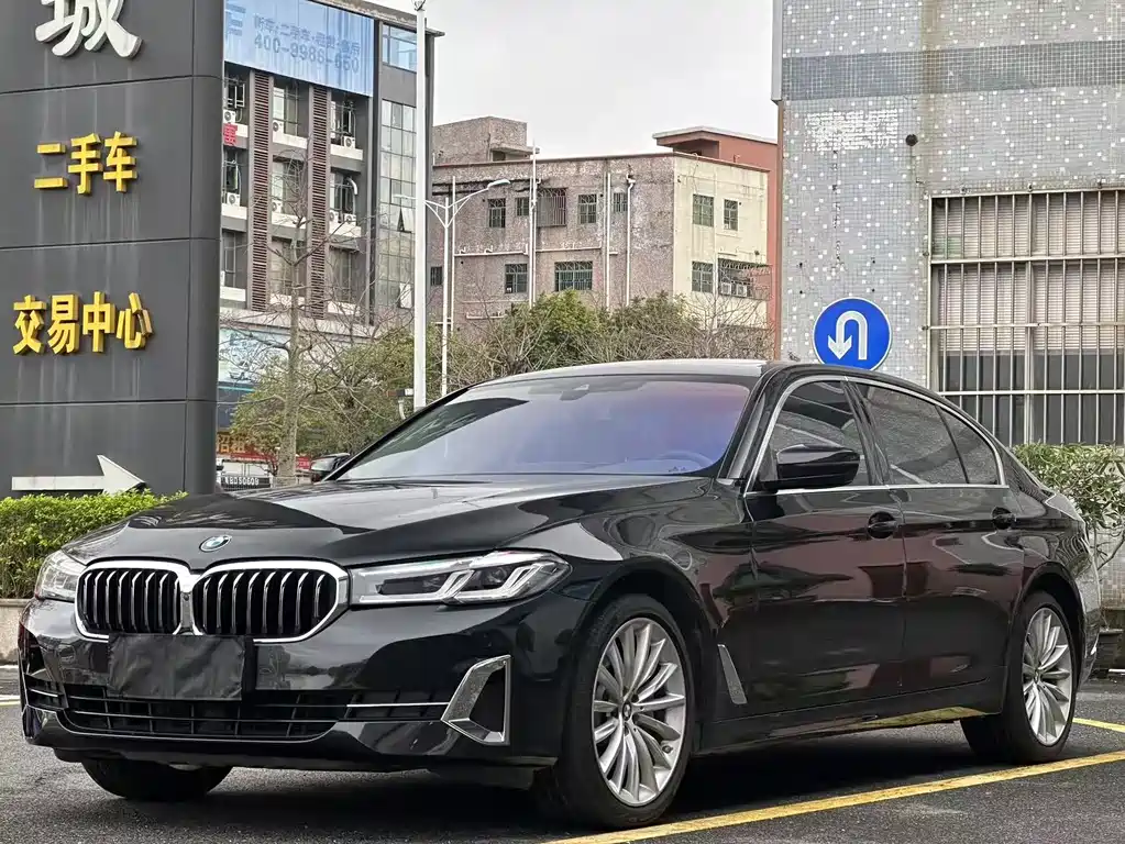 BMW 5 Series 2022