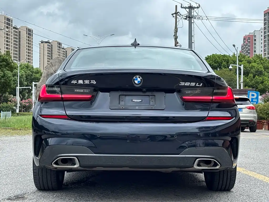 BMW 3 Series — миниатюра 8