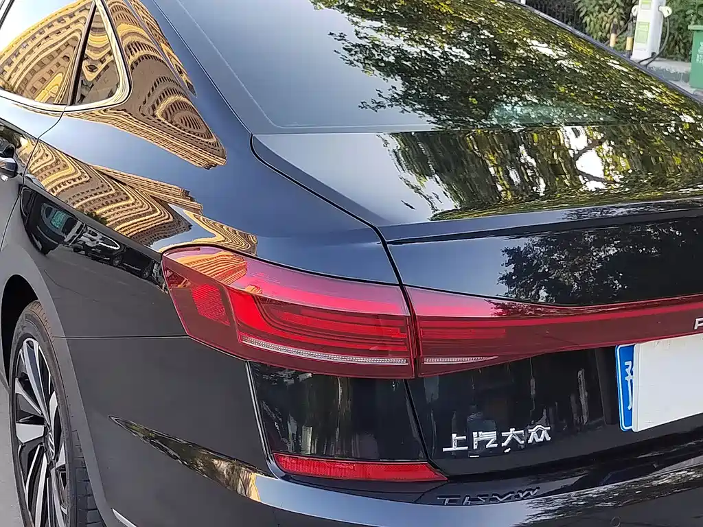 Volkswagen Passat — миниатюра 11