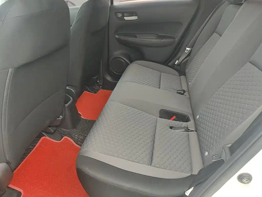 Honda Fit — миниатюра 17
