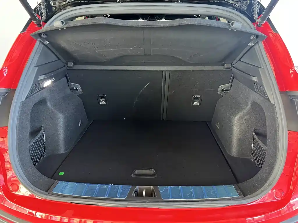 Geely Binyue — миниатюра 9