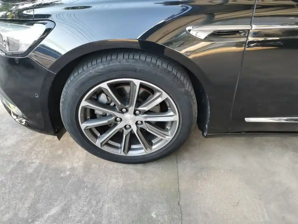 Buick LaCrosse — миниатюра 23