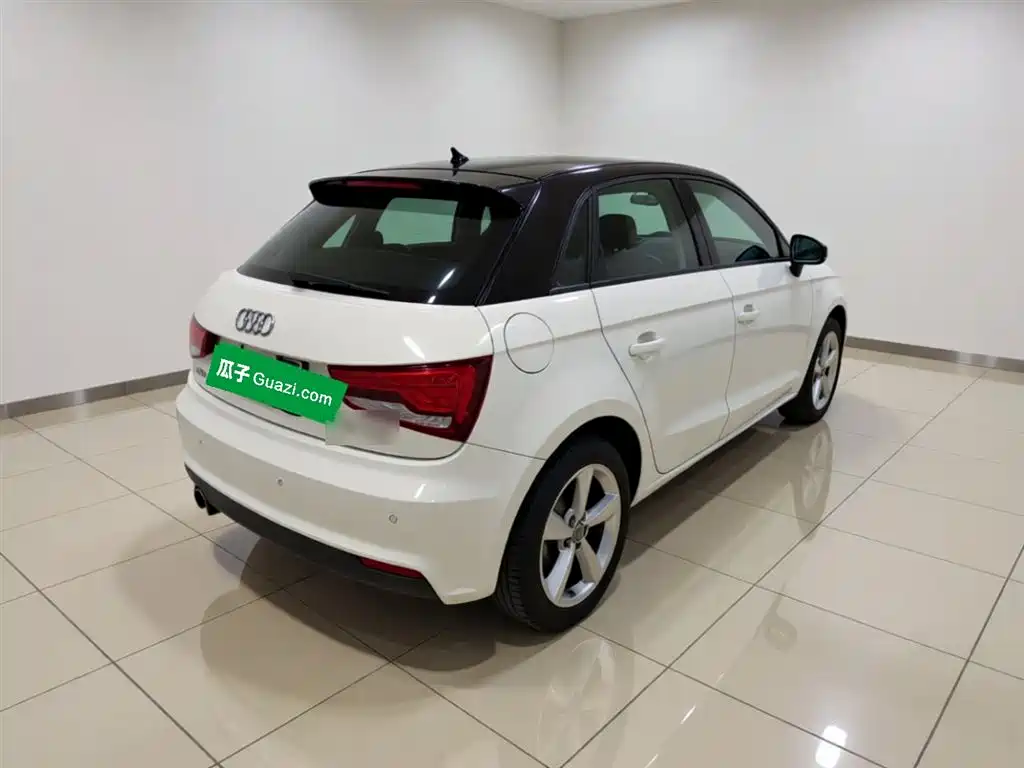 Audi A1 2016 30 TFSI Sportback Design