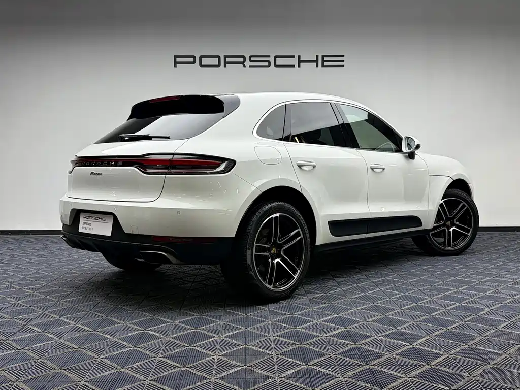 Porsche Macan — миниатюра 2