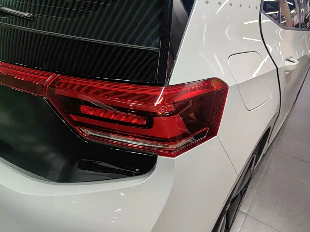 Volkswagen ID.3 — миниатюра 8