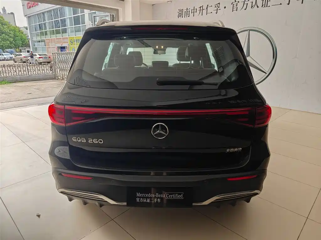 Mercedes-Benz EQB — миниатюра 11