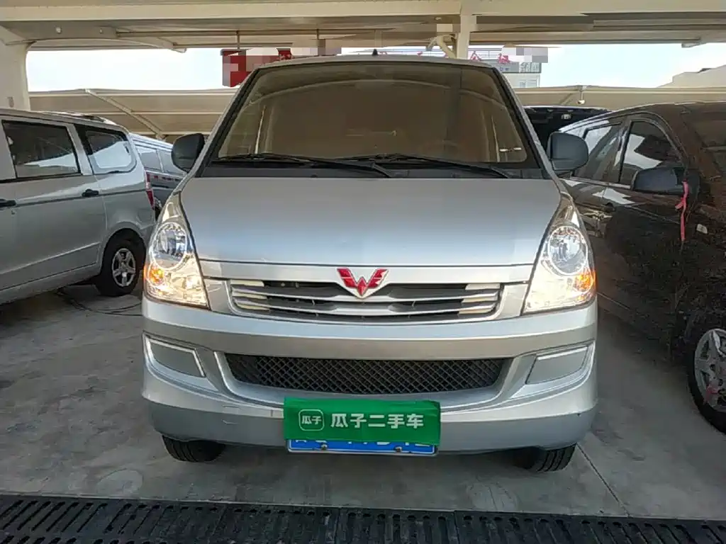 Wuling Rongguang S — миниатюра 3