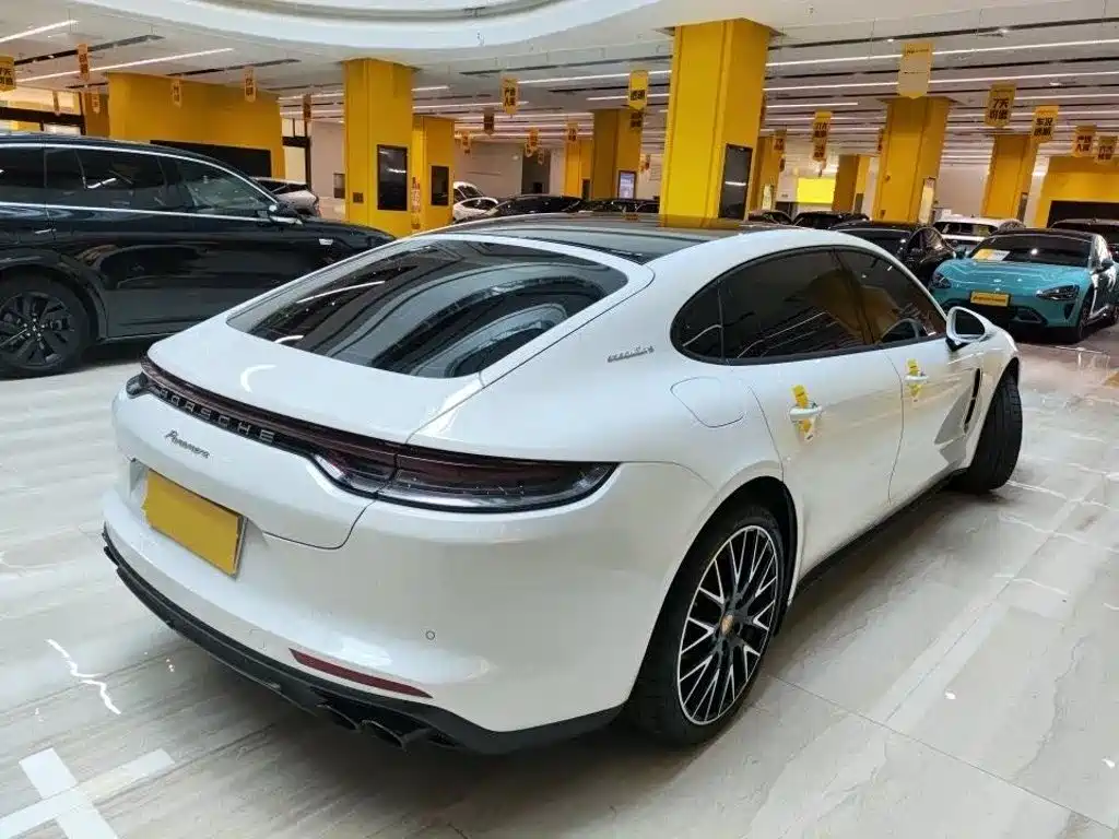 Porsche Panamera — миниатюра 3